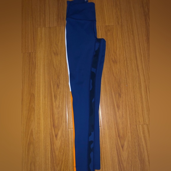 SPLIT59 highwasted side stripe leggings - Picture 3 of 3